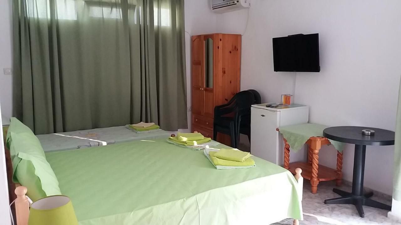 Vila Riviera เชอร์โนโมเรทส์ ภายนอก รูปภาพ