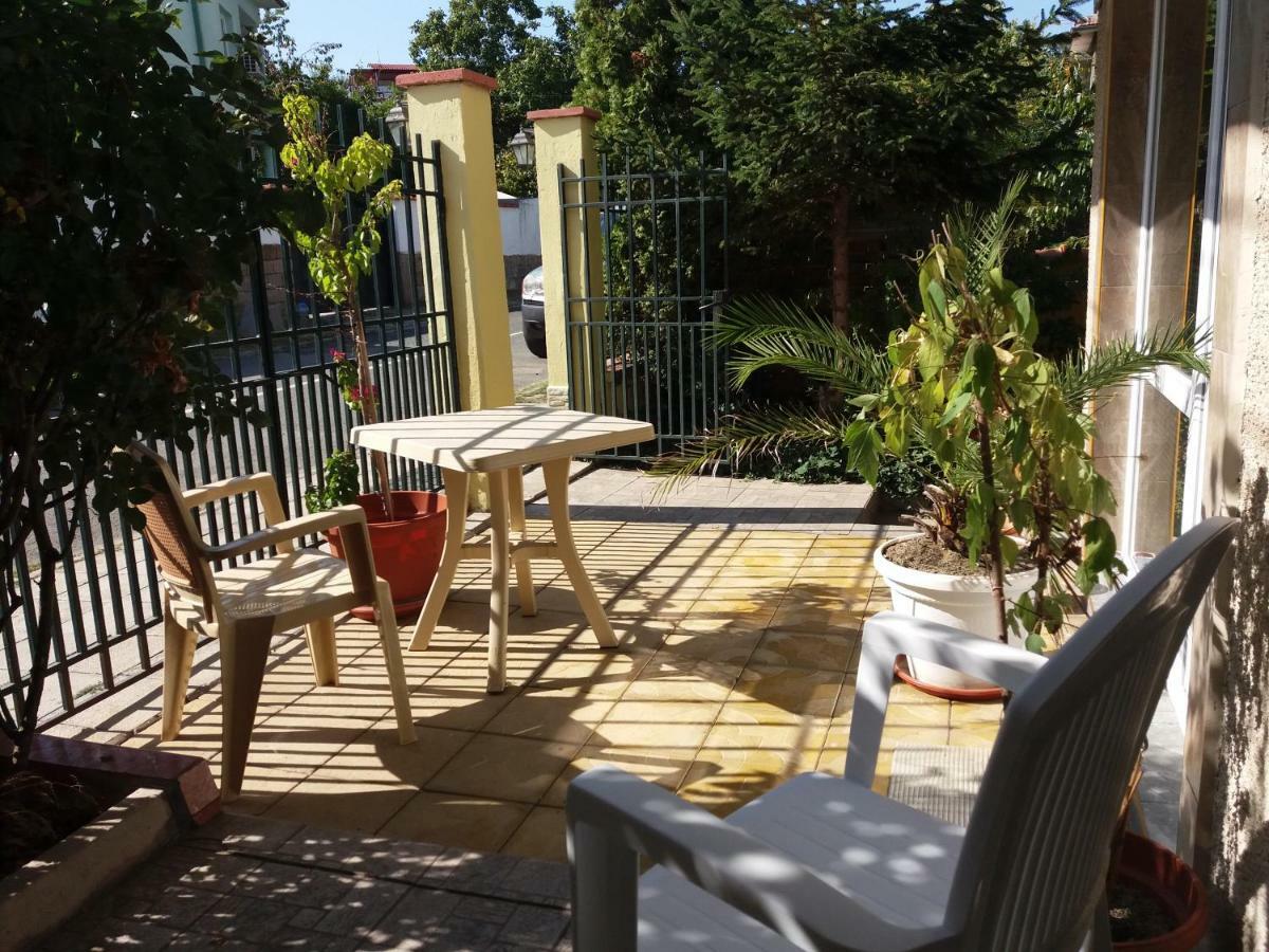 Vila Riviera เชอร์โนโมเรทส์ ภายนอก รูปภาพ